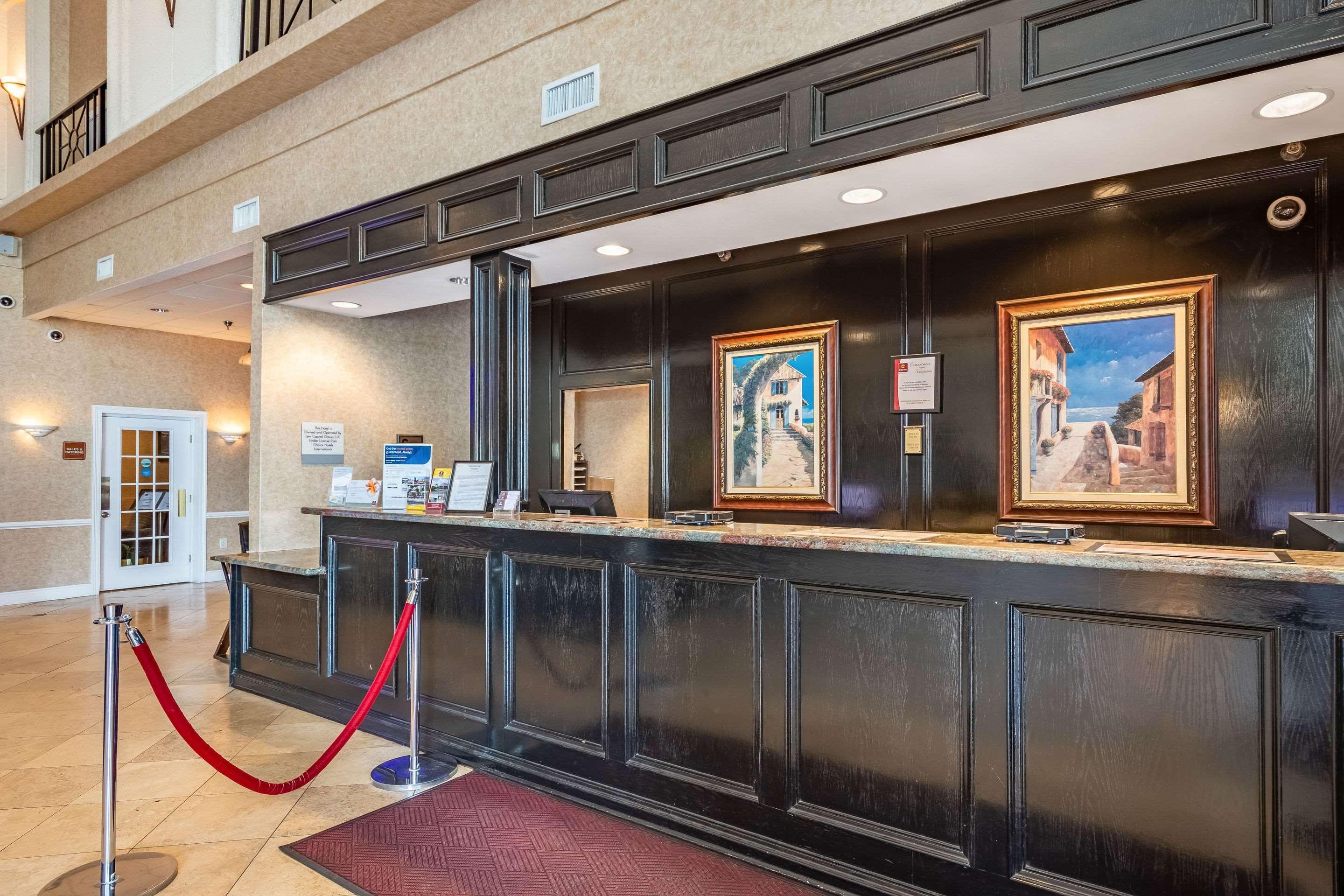 Clarion Inn & Suites Central Clearwater Beach Eksteriør bilde