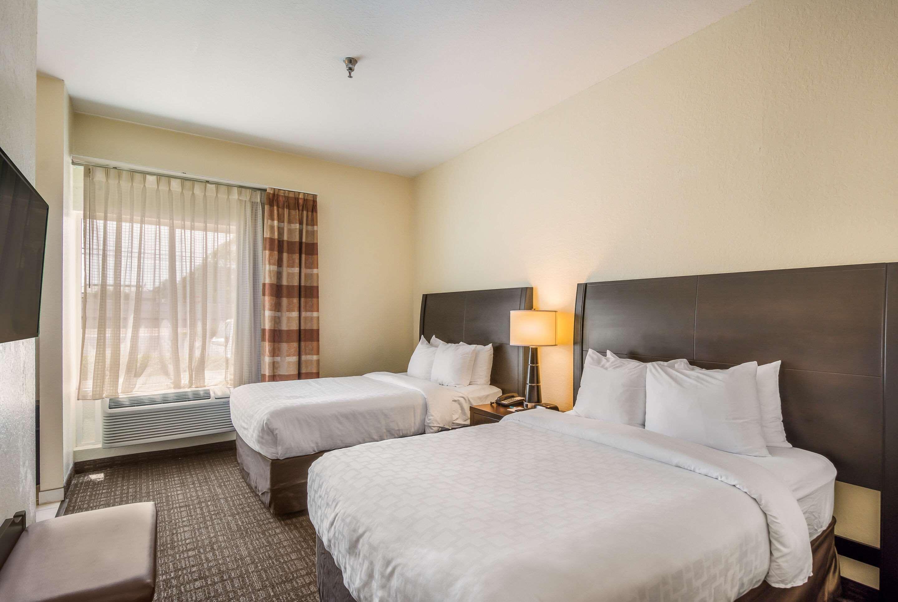 Clarion Inn & Suites Central Clearwater Beach Eksteriør bilde